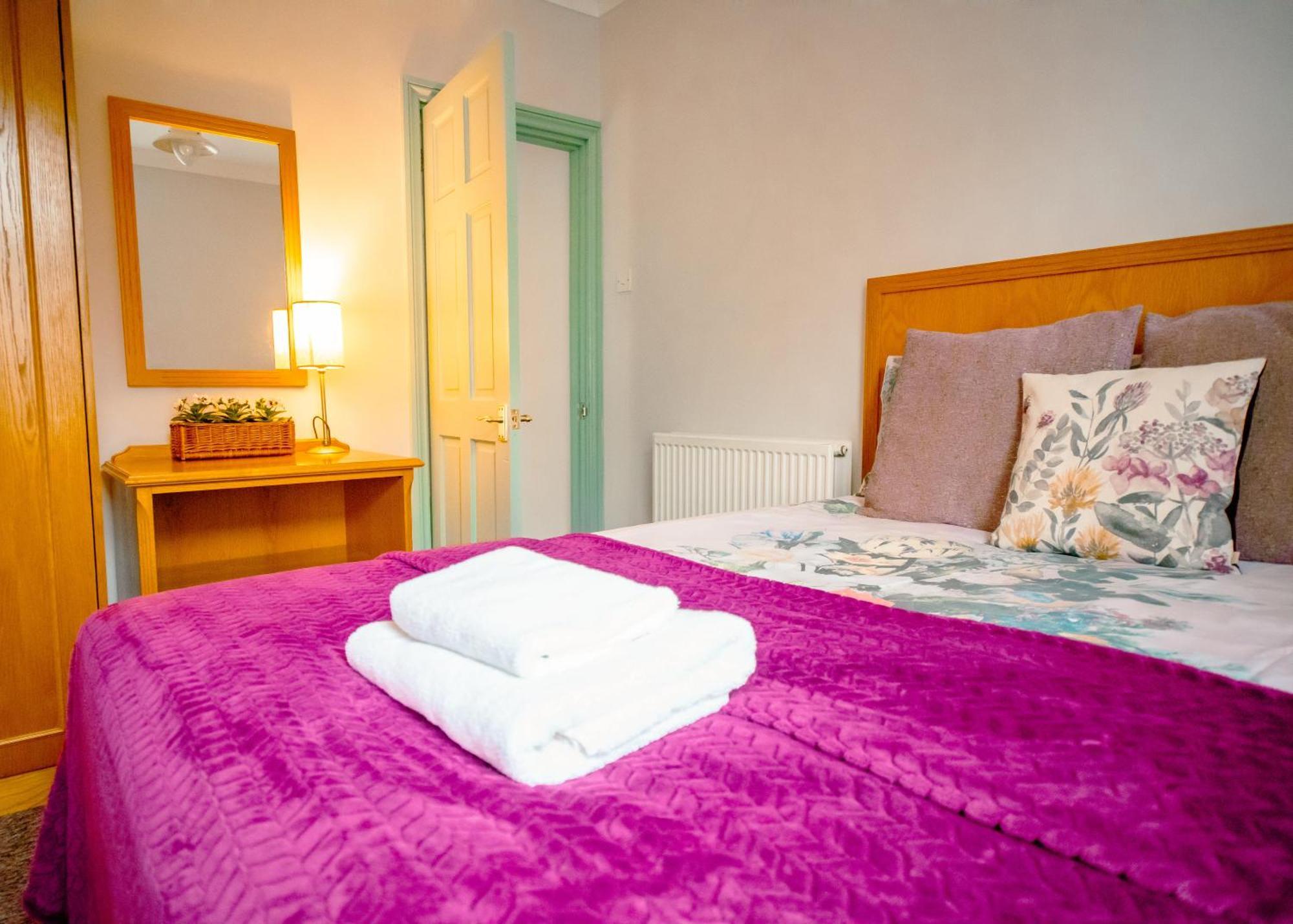 Purple Cloud Cottage Portsmouth Ngoại thất bức ảnh